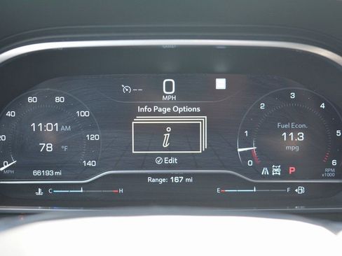 Used 2023 GMC Yukon AT4 w/ Technology Package image 13