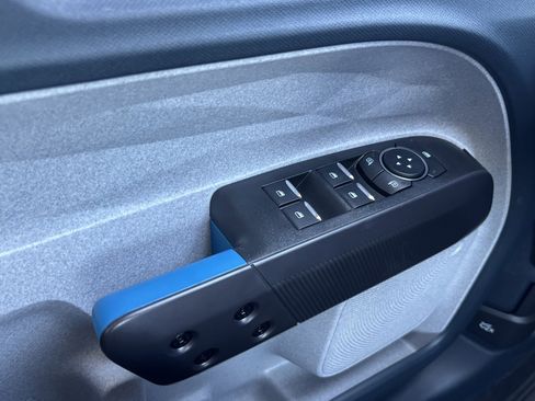 New 2025 Ford Maverick XLT w/ XLT Luxury Package image 7