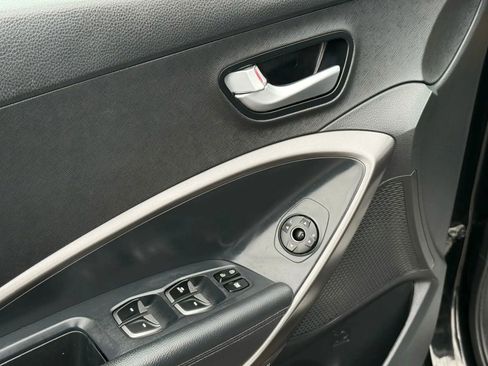 Used 2013 Hyundai Santa Fe Sport 2.0T image 22