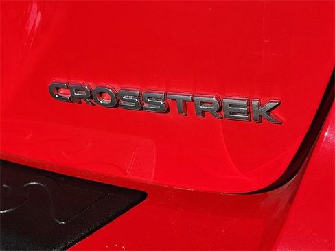 Certified 2025 Subaru Crosstrek 2.0i image 9