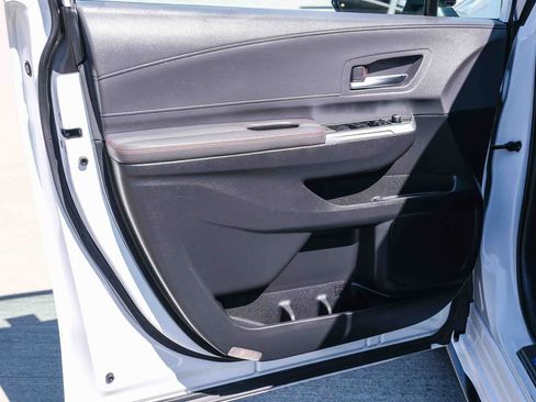 Certified 2023 Toyota Sienna XSE w/ XSE Plus Package FWD image 22