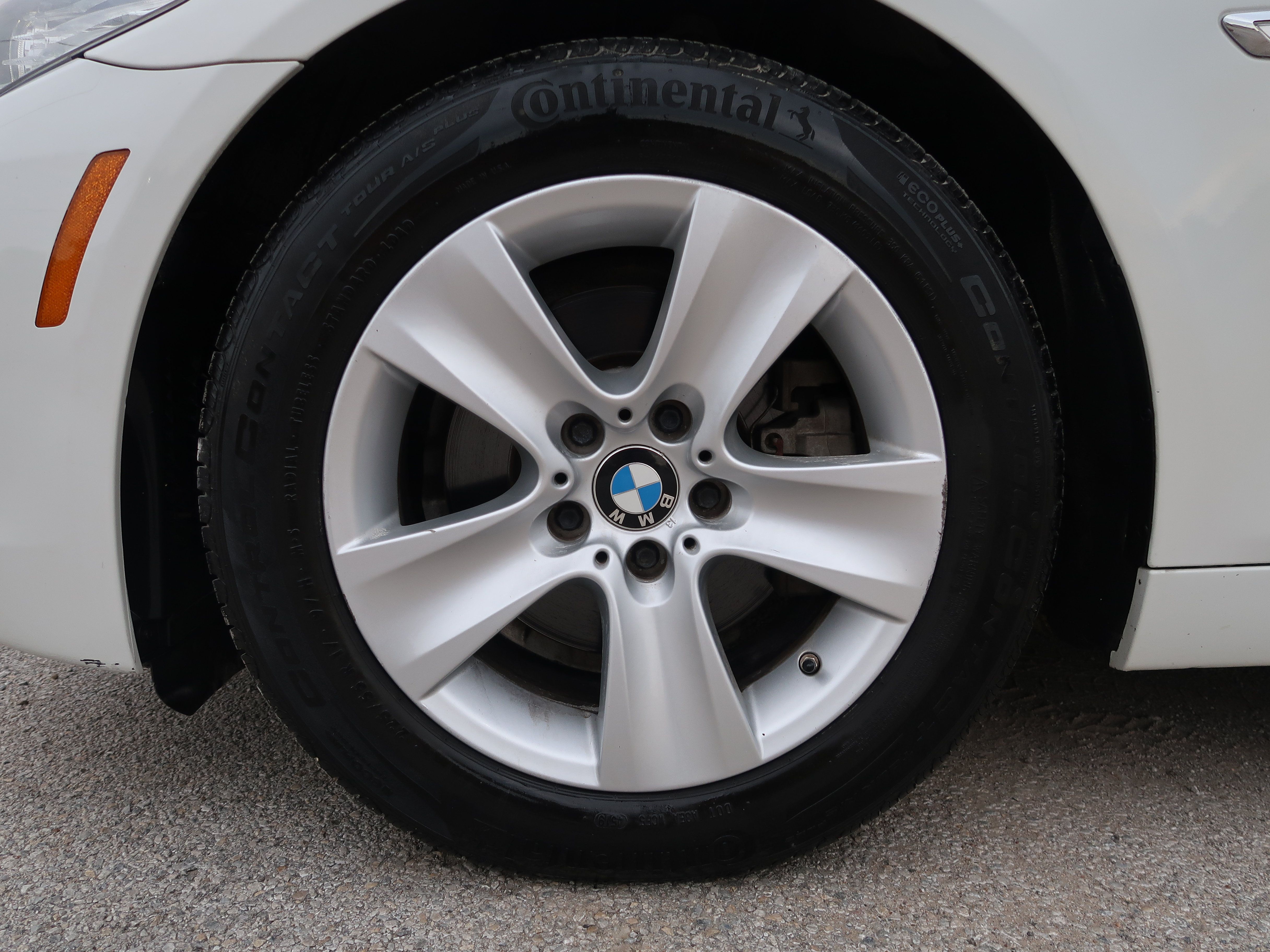 Used 2011 BMW 528i Sedan RWD image 41