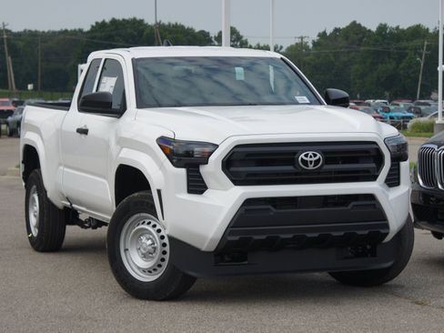 Used 2026 Toyota Tacoma SR RWD image 29