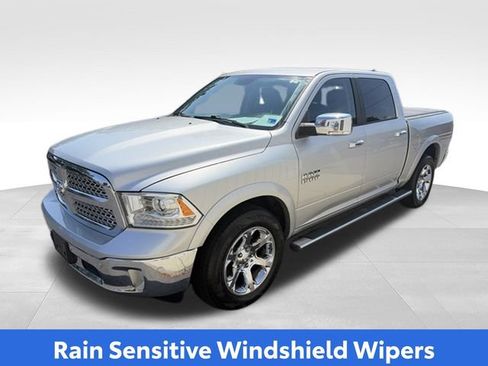 Used 2017 RAM 1500 Laramie w/ Convenience Group AWD/4WD image 21