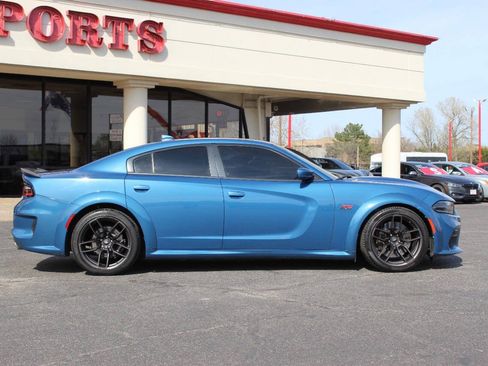 Used 2020 Dodge Charger Scat Pack RWD image 3