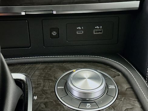 Used 2022 INFINITI QX80 Luxe w/ Cargo Package image 26