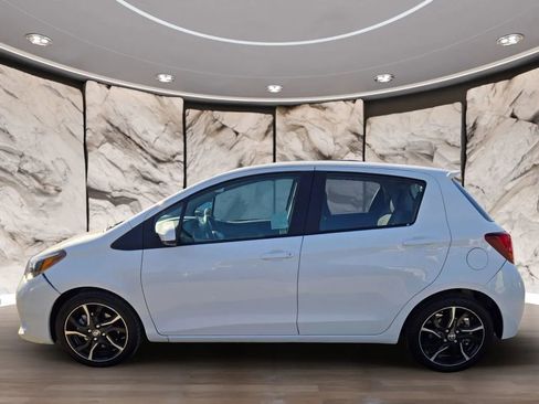 Used 2016 Toyota Yaris SE image 5