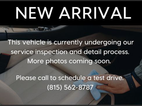 Used 2017 Nissan Murano Platinum w/ Platinum Technology Package AWD/4WD image 2