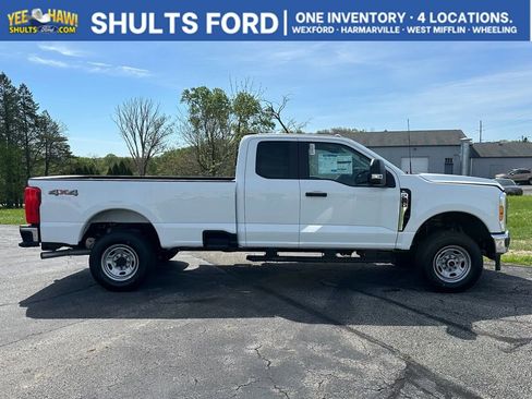 New 2026 Ford F250 XL w/ XL Chrome Package AWD/4WD image 4