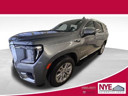 Used 2022 GMC Yukon SLT w/ SLT Premium Package
