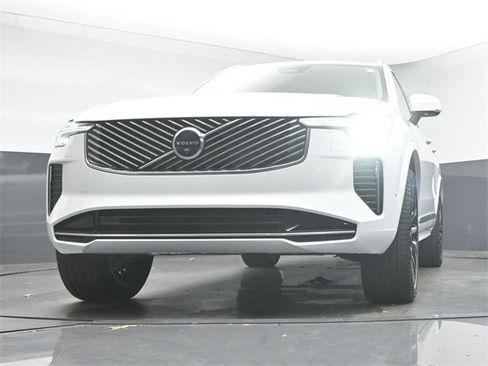 New 2026 Volvo XC90 B6 Ultra image 40