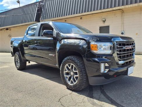 Used 2022 GMC Canyon AT4 w/ Trailering Package image 6