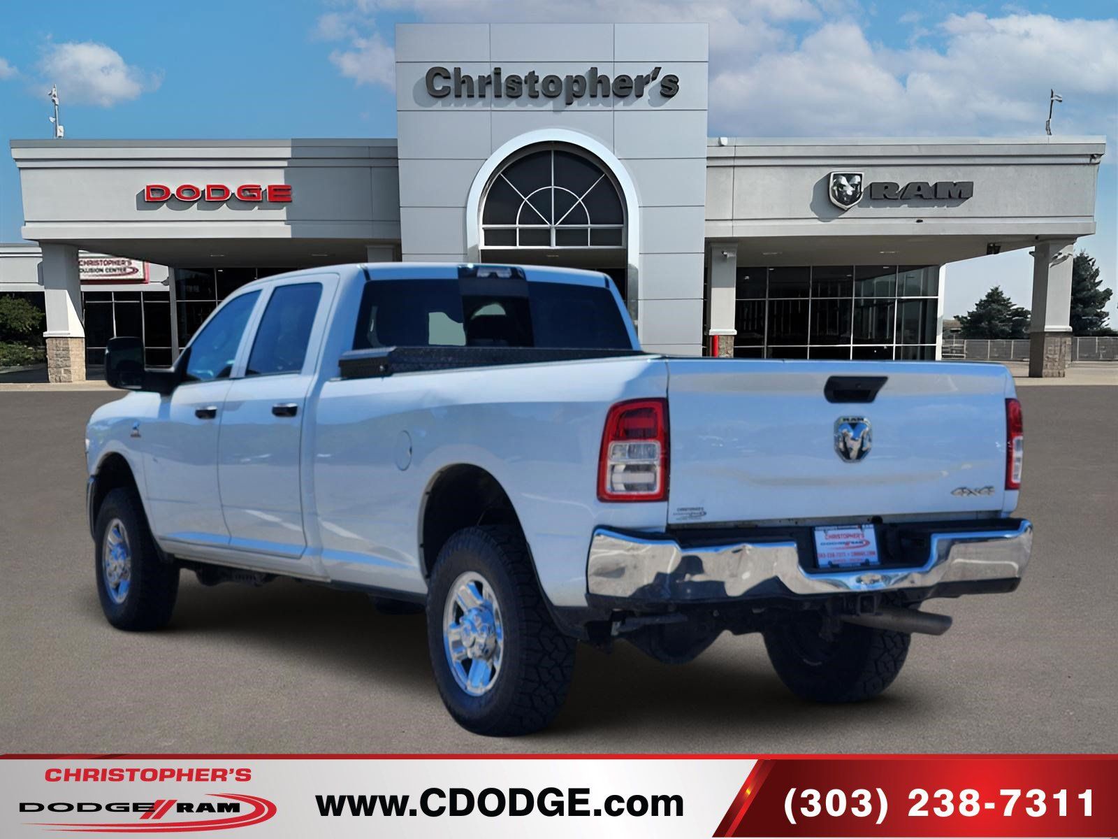 Used 2024 RAM 3500 Tradesman w/ Chrome Appearance Group AWD/4WD image 5