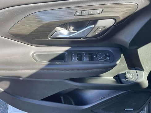 Used 2021 GMC Terrain SLT w/ Infotainment Package II image 15