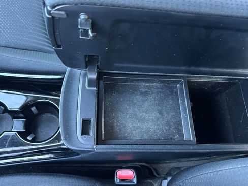 Used 2021 Toyota Prius Prime LE w/ Carpet Mat Package (TMS) image 32