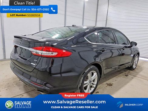 Used 2018 Ford Fusion SE w/ Fusion SE Technology Package FWD image 4