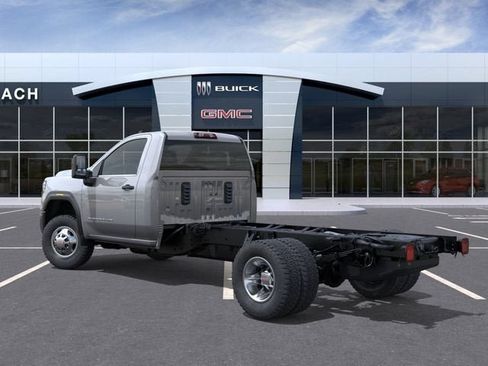 New 2026 GMC Sierra 3500 Pro AWD/4WD image 3