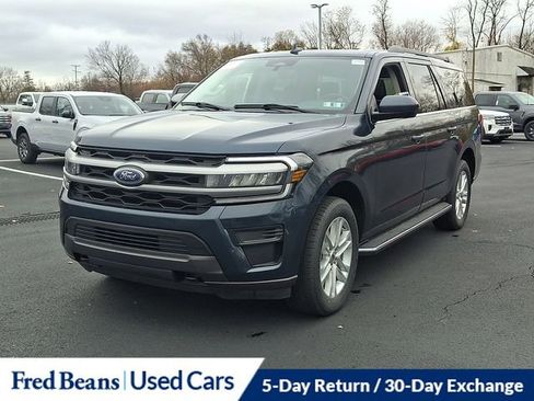 Certified 2022 Ford Expedition Max XLT image 4