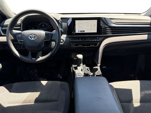 Used 2025 Toyota Camry LE FWD image 14