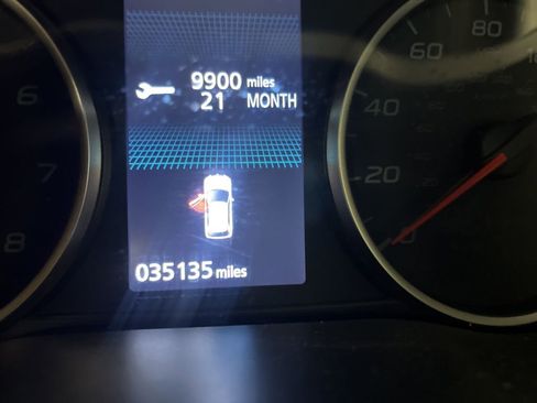 Used 2025 Mitsubishi Eclipse Cross SE image 2