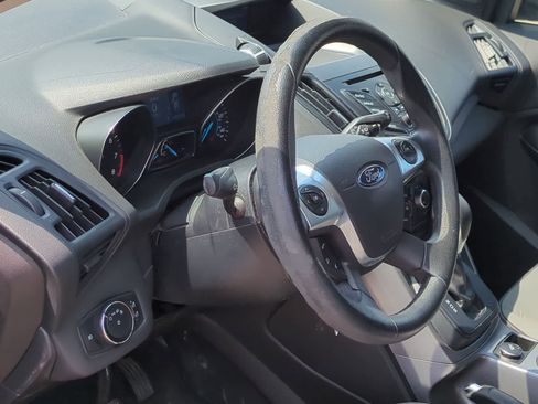 Used 2014 Ford Escape SE FWD image 10