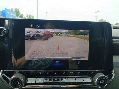 New 2025 Chevrolet Colorado LT image 18