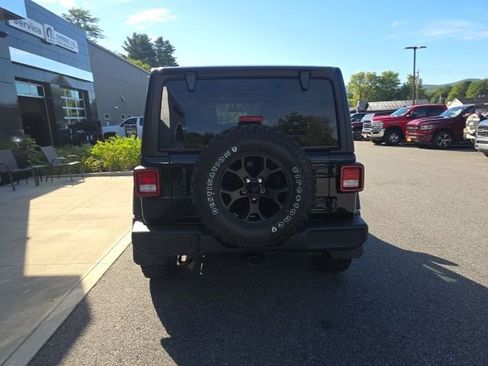 Certified 2021 Jeep Wrangler Unlimited Sport image 5