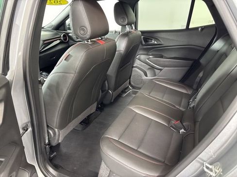 Used 2024 Chevrolet Trax RS w/ Driver Confidence Package FWD image 21