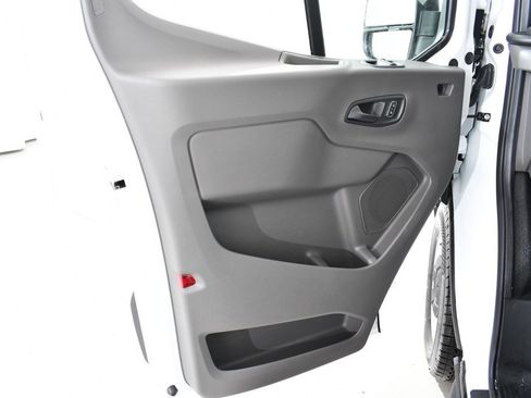 New 2026 Ford Transit 250 148 Medium Roof image 24