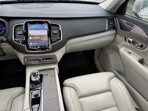 Certified 2023 Volvo XC90 T8 Ultimate image 19