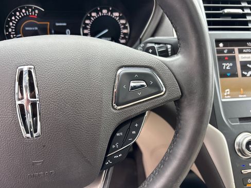 Used 2017 Lincoln MKC Reserve w/ Lincoln MKC Climate Package image 18