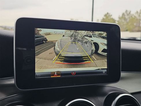 Used 2019 Mercedes-Benz GLC 300 4MATIC image 49