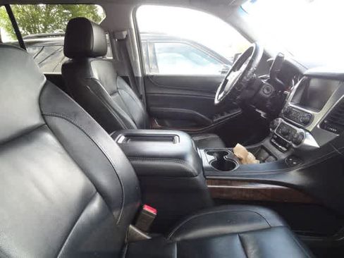 Used 2017 Chevrolet Tahoe LT AWD/4WD image 9