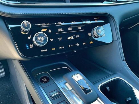 New 2026 INFINITI QX60 Sport image 32