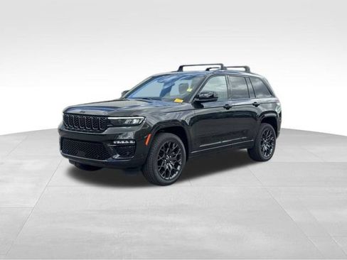 Used 2024 Jeep Grand Cherokee Summit AWD/4WD image 1