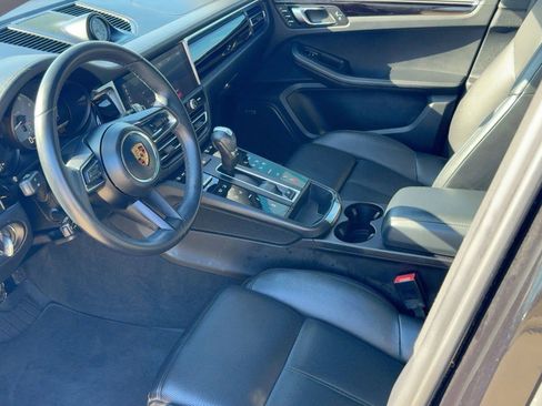 Used 2022 Porsche Macan S image 22