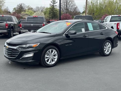 Used 2025 Chevrolet Malibu LT FWD image 12