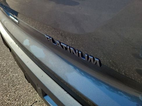 New 2026 Nissan Pathfinder Platinum FWD image 6