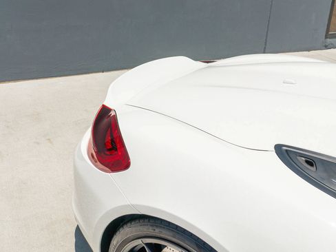 Used 2016 Porsche Boxster Spyder RWD image 35
