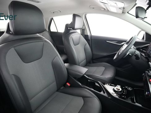 Used 2024 Kia Niro Wind FWD image 23