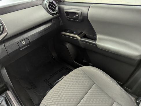Used 2023 Toyota Tacoma SR5 RWD image 11