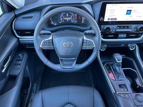 New 2026 Toyota Grand Highlander FWD image 15