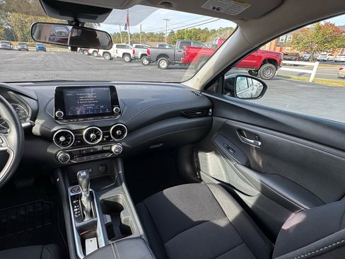 Used 2023 Nissan Sentra SV image 19