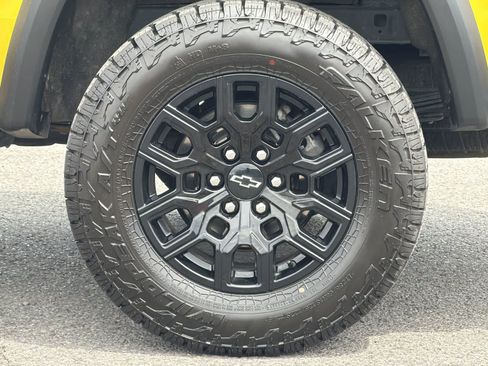 Used 2023 Chevrolet Colorado Trail Boss w/ LPO, Skid Plate Package AWD/4WD image 25