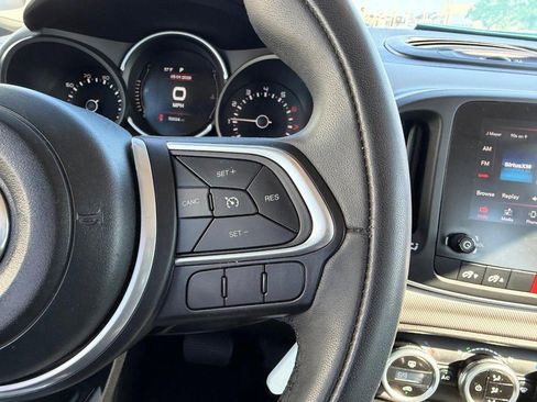 Used 2018 FIAT 500L Pop w/ Popular Equipment Group FWD image 12
