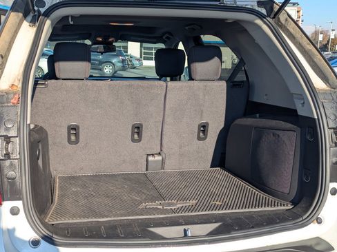 Used 2017 Chevrolet Equinox LT w/ Convenience Package image 29