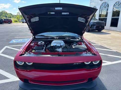 Used 2016 Dodge Challenger SRT Hellcat RWD image 30