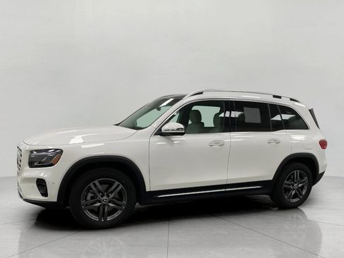 Certified 2026 Mercedes-Benz GLB 250 4MATIC image 8