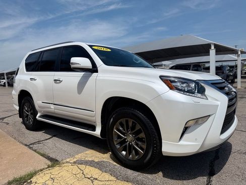 Used 2018 Lexus GX 460 Luxury AWD/4WD image 3