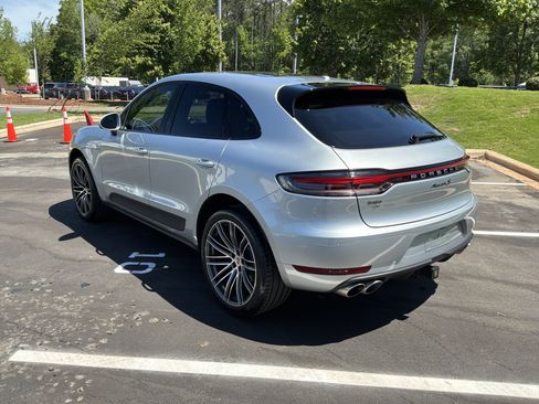 Used 2021 Porsche Macan S AWD/4WD image 8